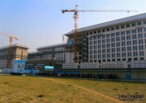 合肥大型辦公大樓采用上海淞江鋼絲橡膠軟接頭