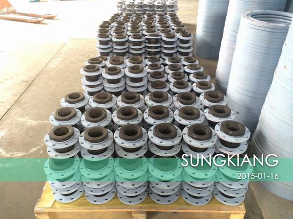 水泵配套橡膠接頭發貨現場