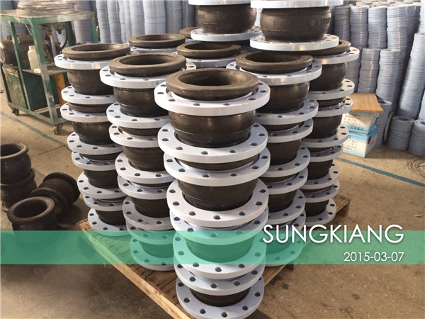 淞江橡膠接頭廠家發貨現場（發往深圳辦事處）