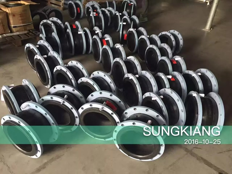 上海淞江*鋼絲橡膠接頭“雨季出貨”