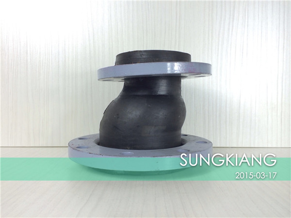 偏心異徑橡膠軟連接在排水管道中的應(yīng)用