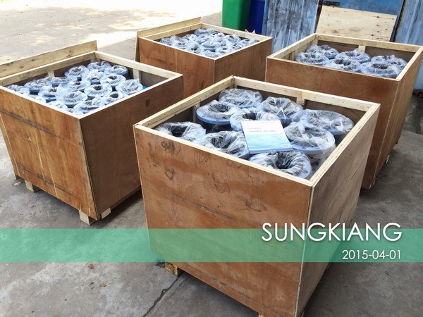 橡膠膨脹節,耐酸堿可曲撓橡膠接頭的修邊方法