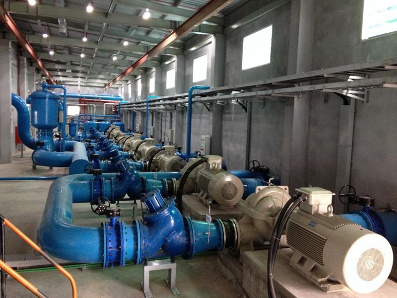 【德龍鋼鐵有限公司】橡膠接頭現場安裝