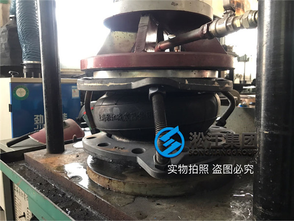 DN150/DN200，天然橡膠，碳鋼法蘭，水泵房橡膠接頭