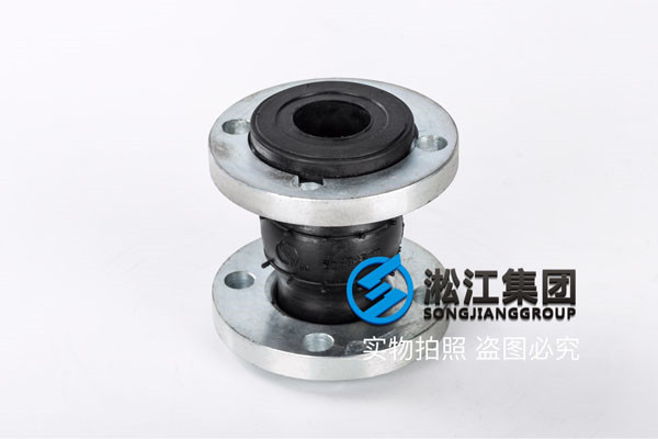 美標(biāo)150，你們有法蘭式橡膠接頭嗎？