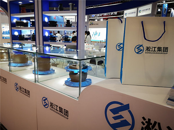 硅膠或者PTFE,卡管外徑220MM的KKT型卡箍式橡膠接頭