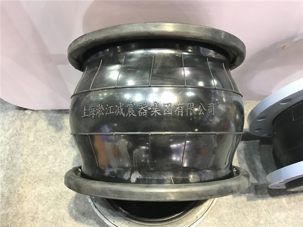 DN200耐腐蝕的襯四氟橡膠接頭，6-7月定過兩三次