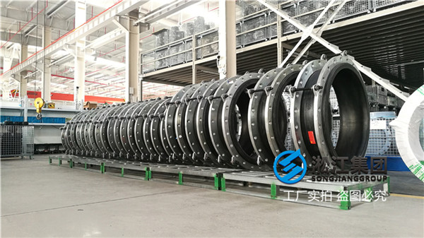 伊春市廢水處理DN800德標(biāo)耐酸堿可曲撓橡膠接頭圖片，錦綸簾子布